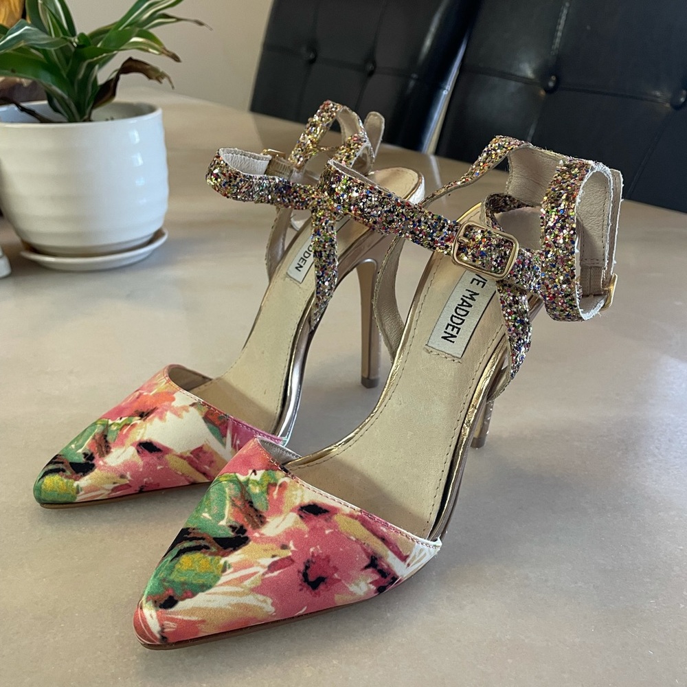 Floral and glitter, Steve Madden heels, 6.5